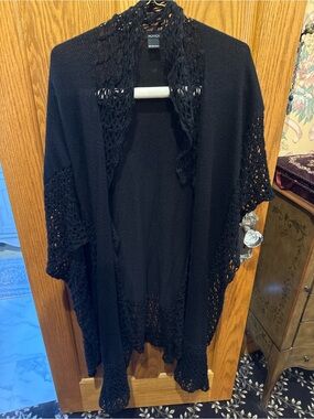 NOVICA Black Open-Front Crochet Trim Cardigan
